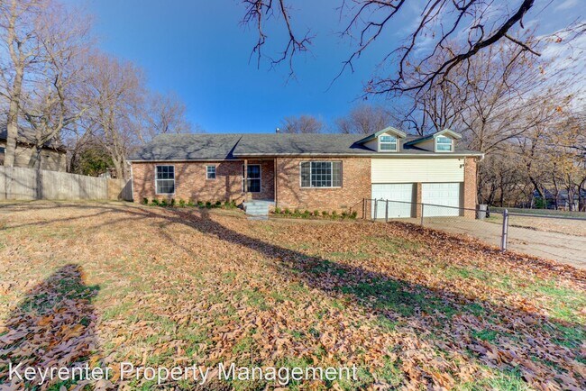 Building Photo - 4 br, 3 bath House - 1531 W 46th St