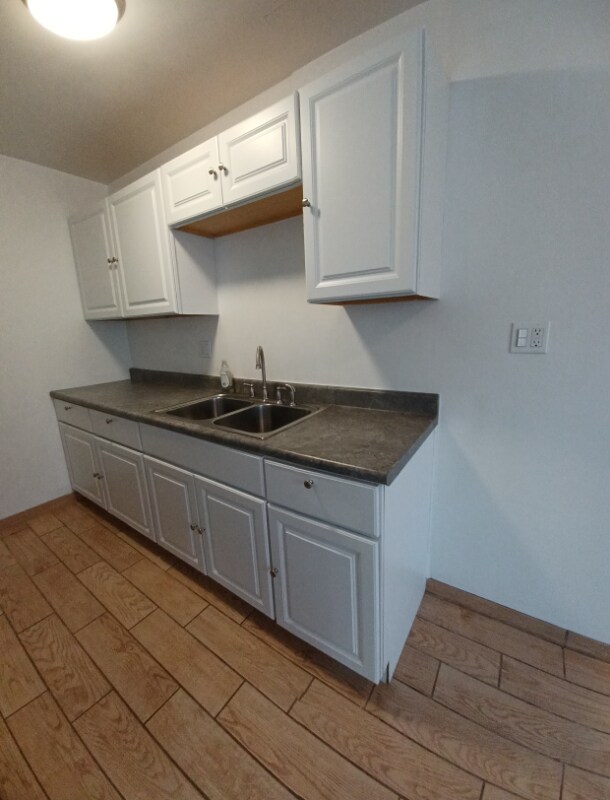 Building Photo - 4635 N Bellflower Blvd