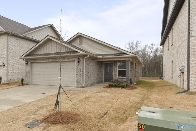 Foto del edificio - 28098 Caperton Dr