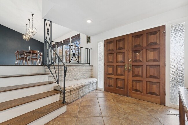 Foto del edificio - 1240 Eaton Ct