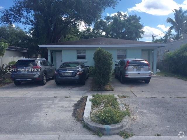 Building Photo - 170 NE 169th St