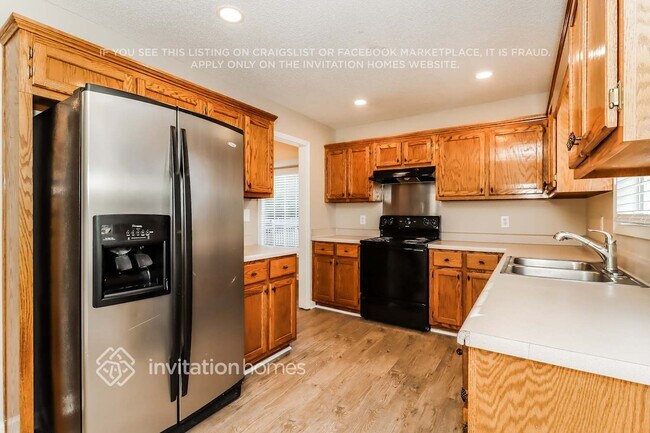 Foto del edificio - 23 Ivy Chase Way