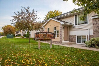 Building Photo - 1310 Warren St