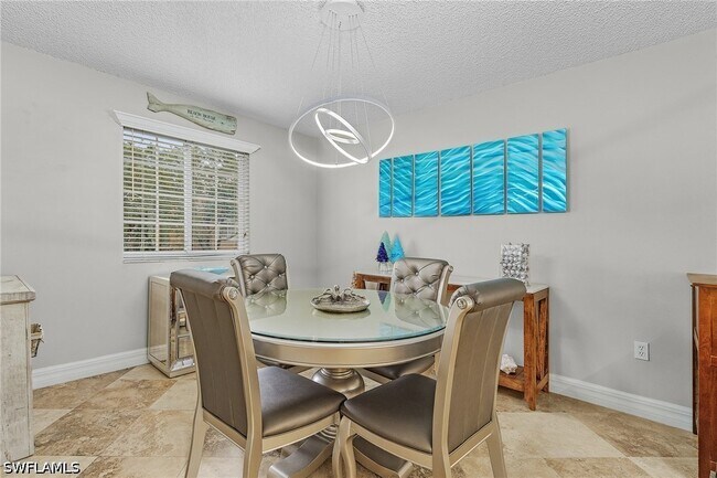Foto del edificio - 1180 Wildwood Lakes Blvd