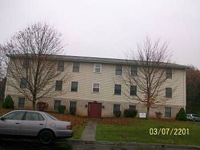 Primary Photo - 1347 Robinhood Ln