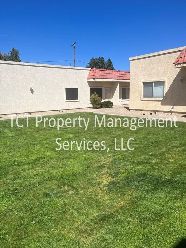 Foto del edificio - Cozy 2 Bedroom Townhome in Phoenix