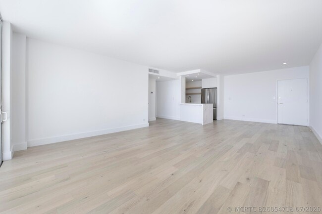 Building Photo - 2800 N Flagler Dr