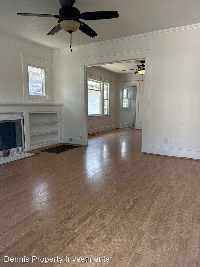 Building Photo - 2 br, 2 bath House - 834 E Main Street
