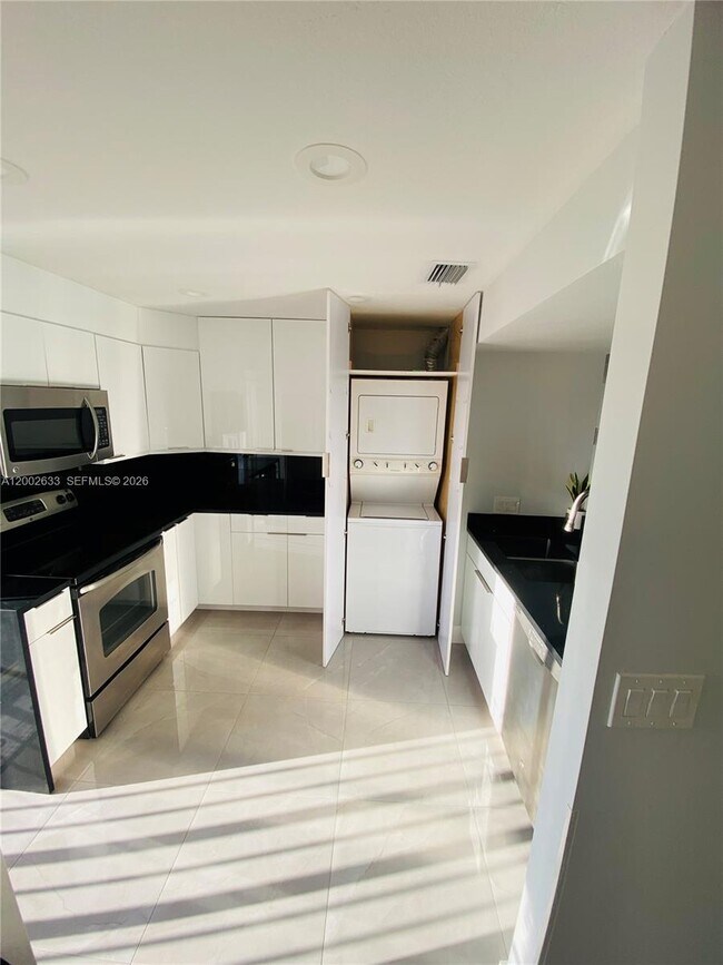 Foto del edificio - 199 SW 12th Ave