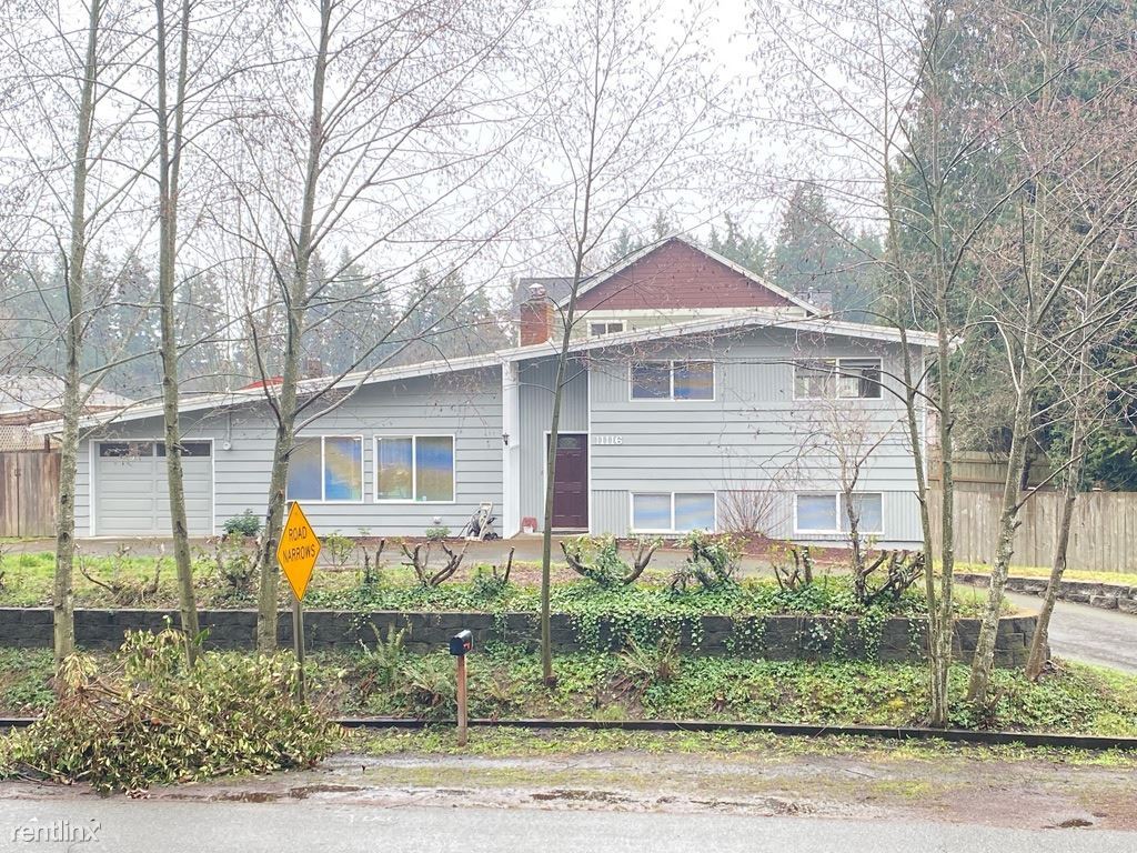 Primary Photo - 4 br, 2 bath House - 11116 116th St E