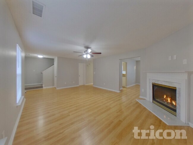 Building Photo - 3023 Willamette Valley Dr