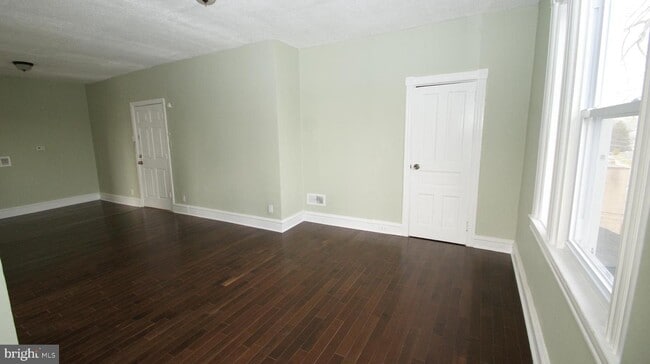 Building Photo - 178 N Union Ave