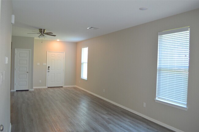 Foto del edificio - 21082 Voyage Ln