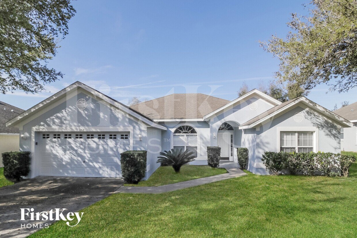 Foto principal - 657 Winding Lake Dr