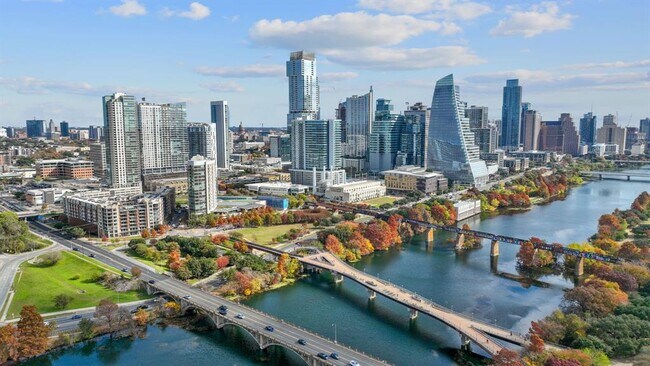 Foto del edificio - 301 West Ave