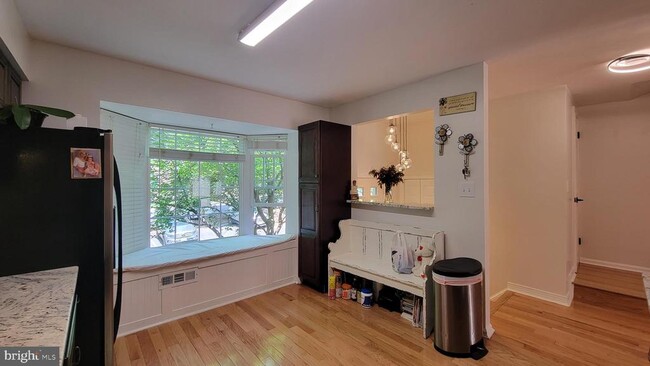 Building Photo - 6178 Forest Creek Ct