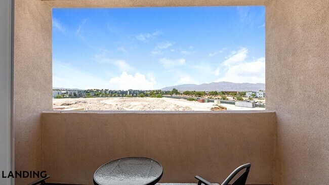 Foto del edificio - 2555 N Rancho Dr