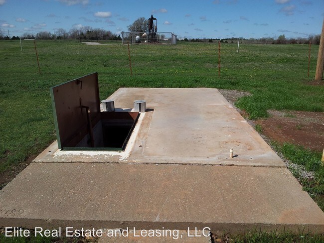 Building Photo - 3 br, 2 bath House - 4600 WEST SIMMONS ROAD