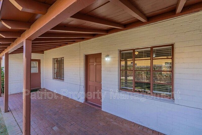 Foto del edificio - 928 W McDowell Rd