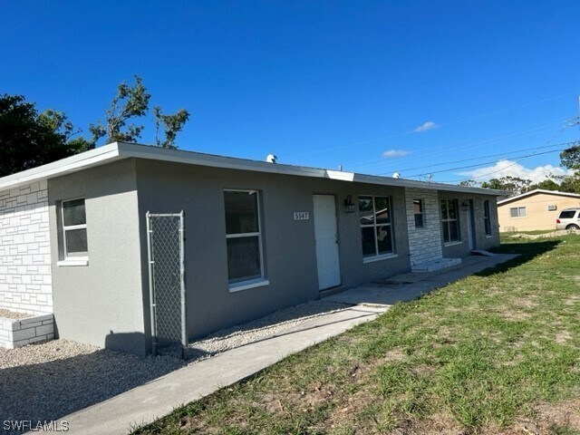 Foto principal - 5547-5549 Seventh Ave