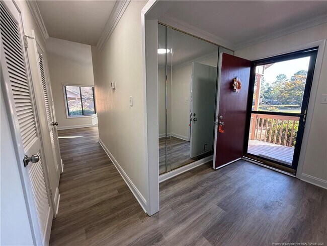 Foto del edificio - 6722 Irongate Dr