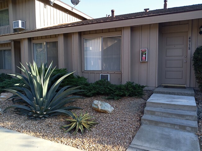 Front Entrance - 4918 Liverpool St