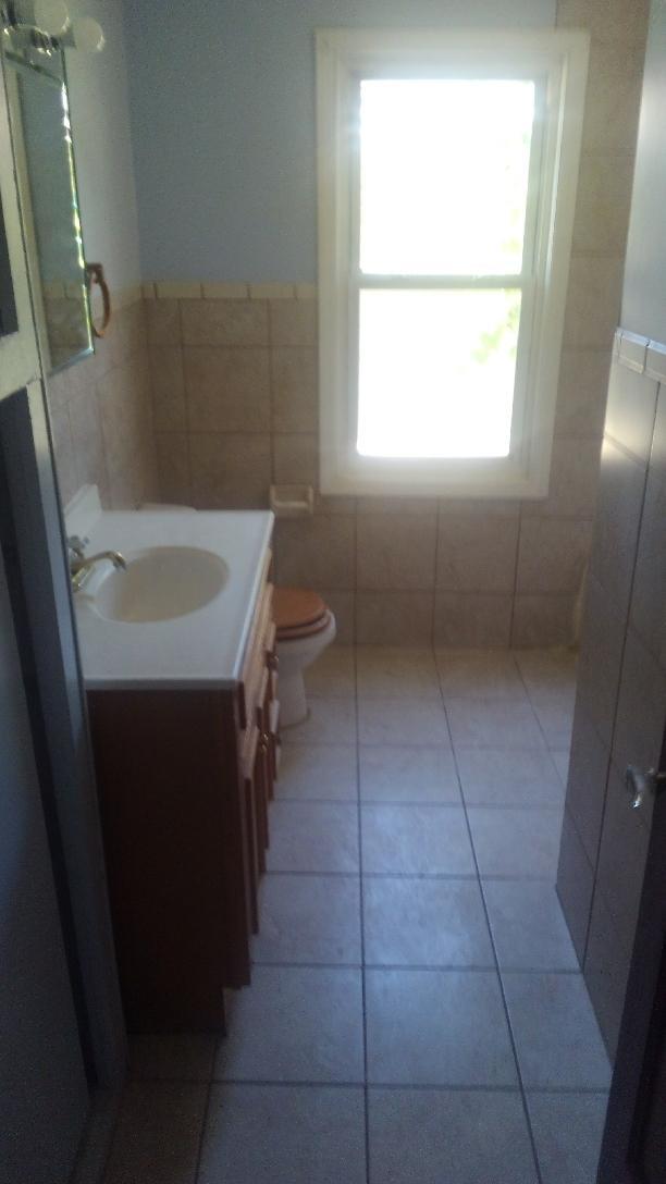 Foto del edificio - 6606 Ridge Rd
