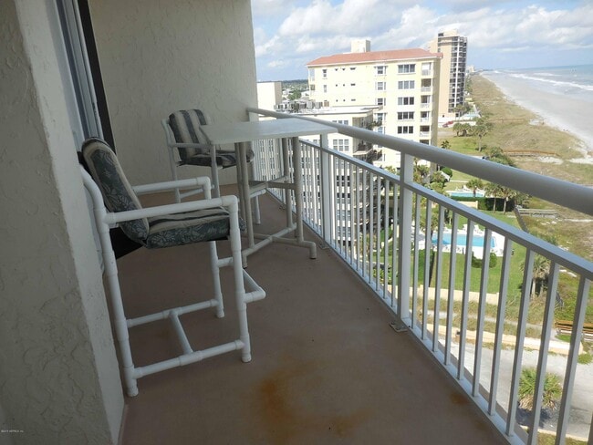 Building Photo - 1601 Ocean Dr S