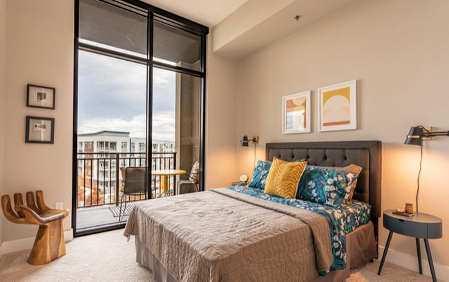 Foto del edificio - 3475 Lakeside Dr NE