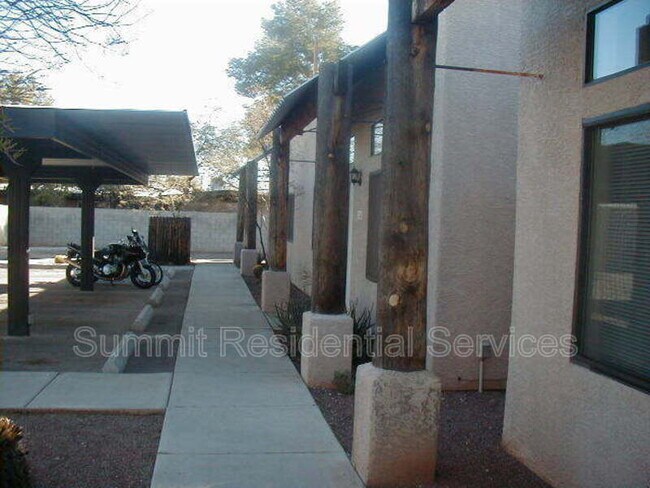 Foto del edificio - 272 E Calle Arizona