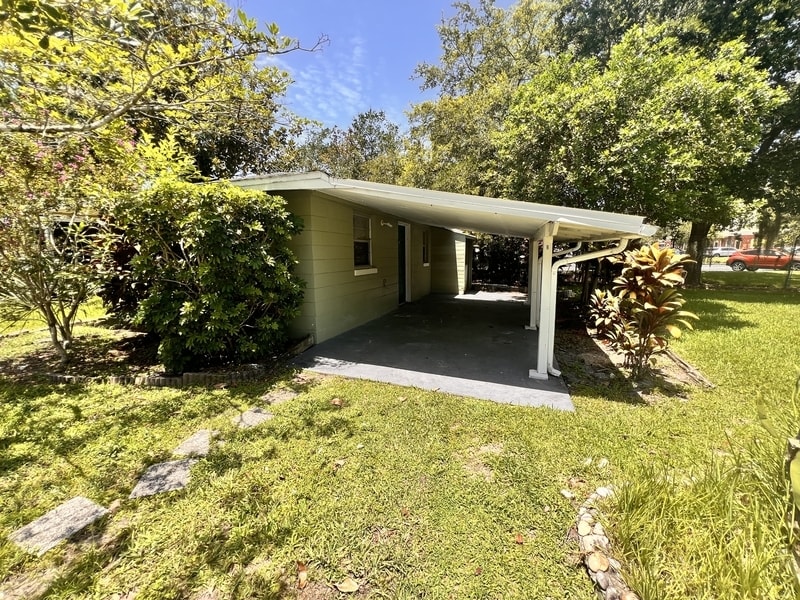 Primary Photo - 1212 Jamajo Blvd