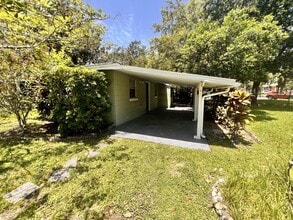 Building Photo - 1212 Jamajo Blvd