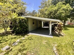 Building Photo - 1212 Jamajo Blvd