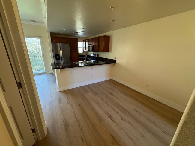 Building Photo - 4800 Westlake Pky