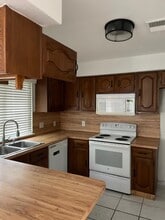 Building Photo - 22814 Elsinore Dr