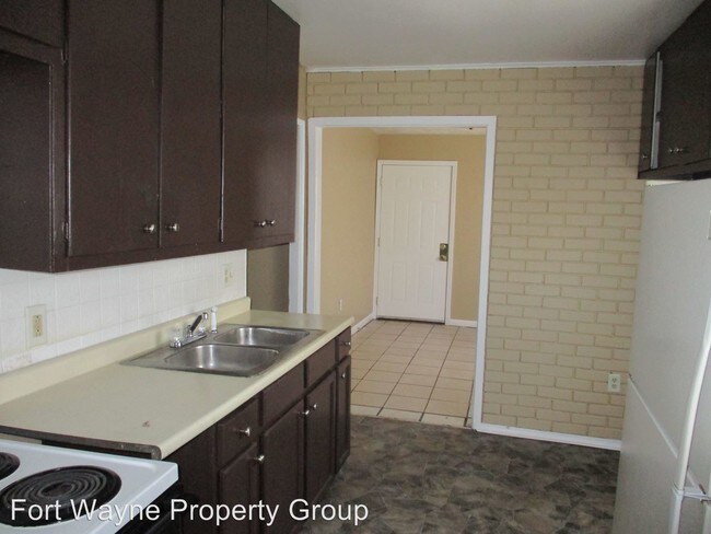 Building Photo - 3 br, 1 bath House - 1414 McKinnie Ave