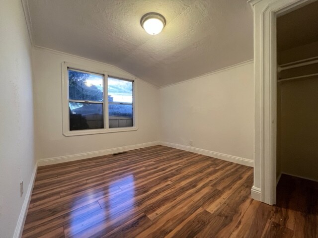 Foto del edificio - 86 Big Break Rd