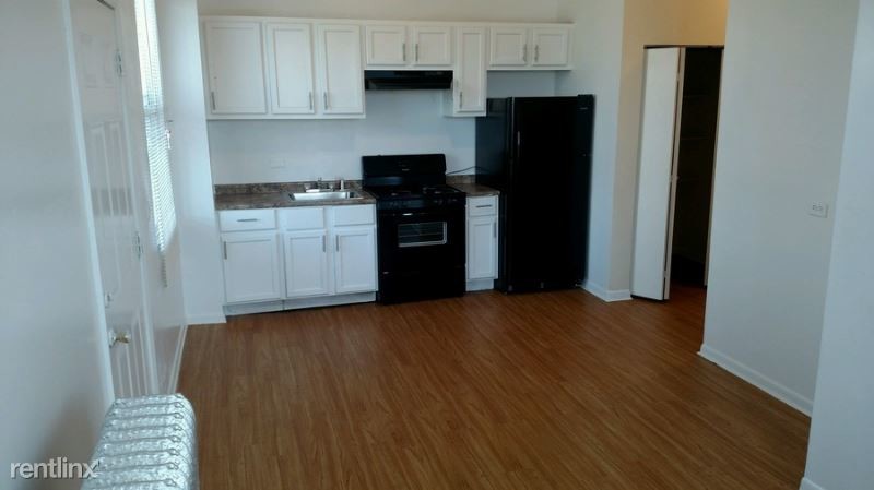 Primary Photo - 4219 S Ellis Ave