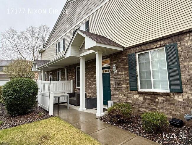 Foto del edificio - 17177 Nixon Cir NW