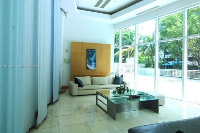 Foto del edificio - 2101 Brickell Ave