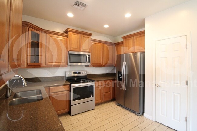 Building Photo - 7531 E Majestic Palm Ln