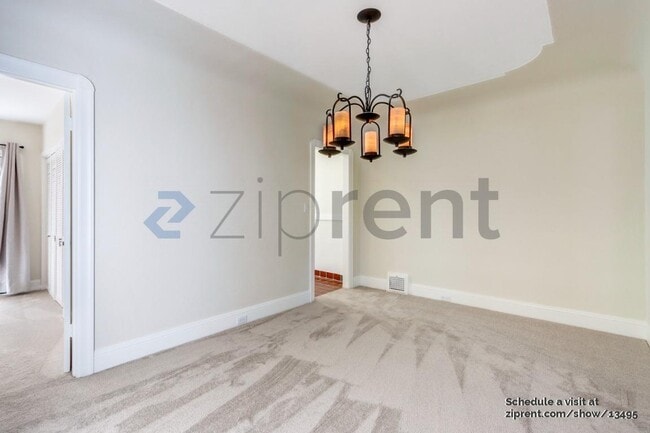 Building Photo - 403 7th Ave