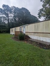 Building Photo - 81 Lori Ln