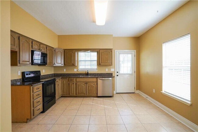 Building Photo - 1307 HIGHWAY 59 Unit