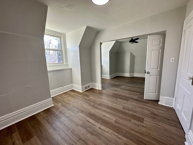Photo - 201 Lincoln Avenue Apartment