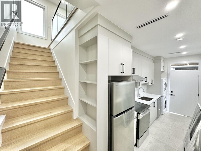 Building Photo - 3850 Union St