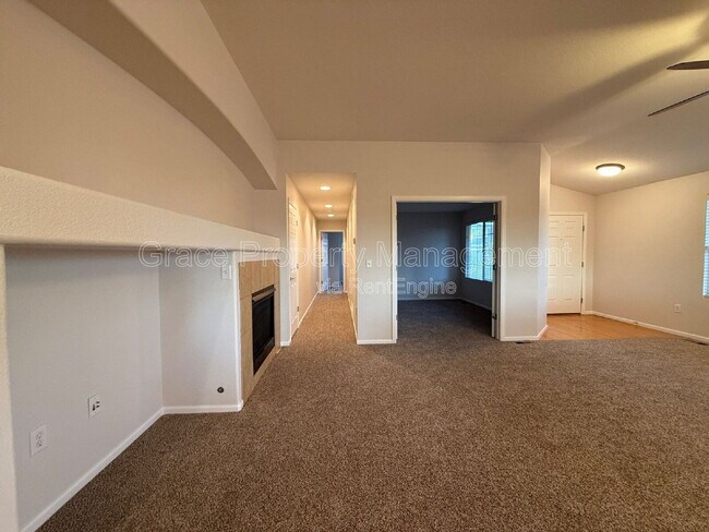 Foto del edificio - 10533 Joplin St