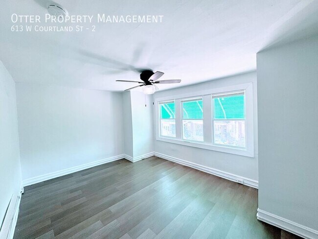 Foto del edificio - 613 W Courtland St