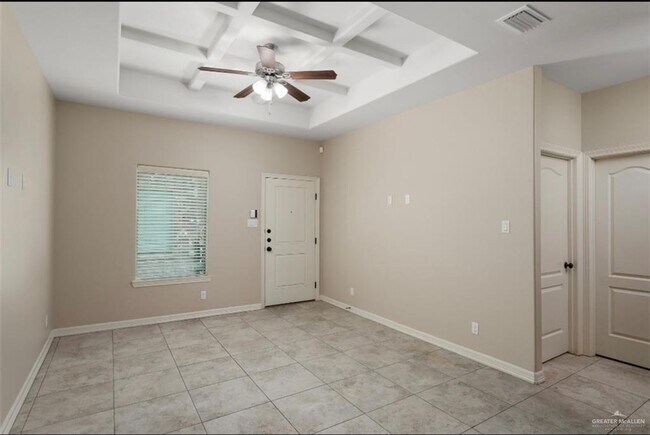 Foto del edificio - 9 W Garfield Ave