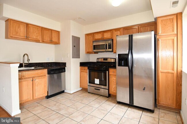 Foto del edificio - 4116 Ames St NE